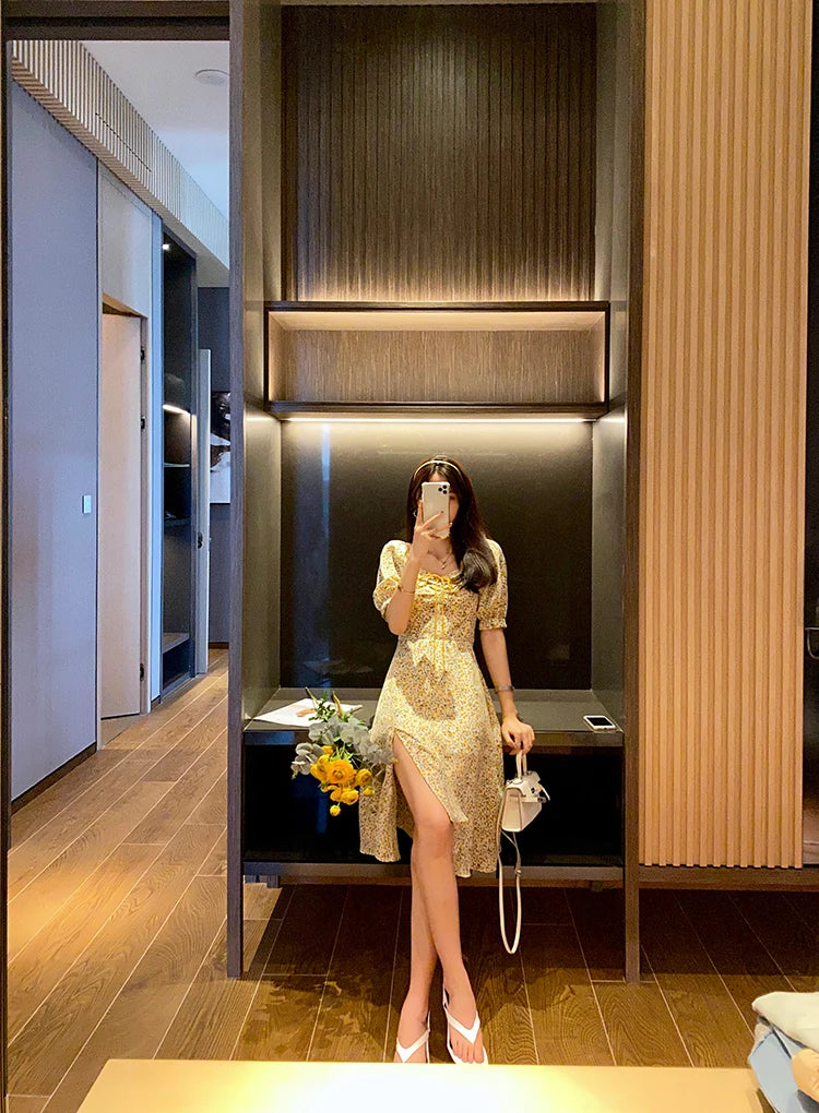 MISHOW 2023 Summer New Midi Dresses Women Vintage Short Sleeve A-Line Retro Mini Dress Korean French Female Clothing MX20B1087