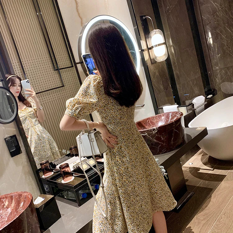 MISHOW 2023 Summer New Midi Dresses Women Vintage Short Sleeve A-Line Retro Mini Dress Korean French Female Clothing MX20B1087