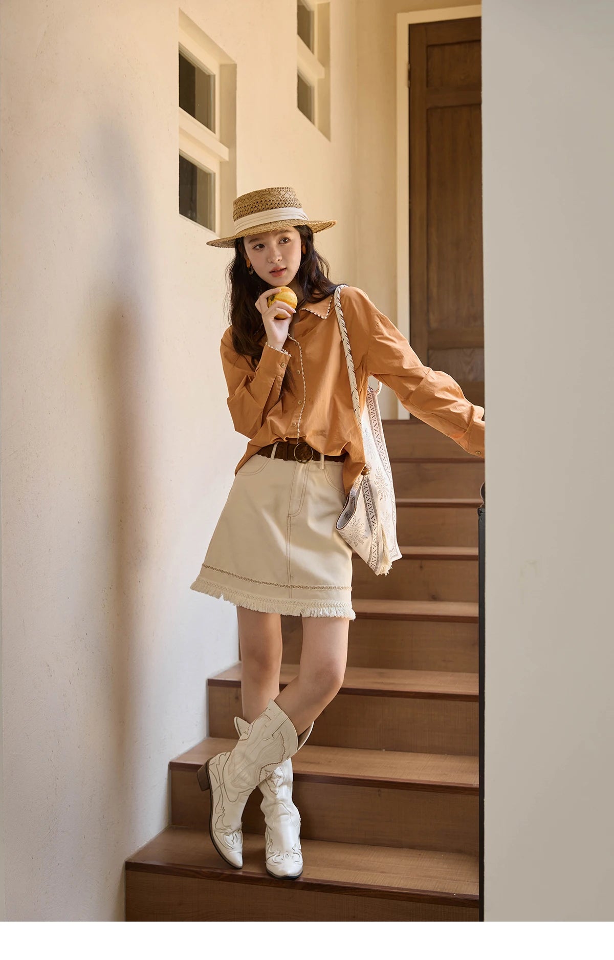 MISHOW Women's 100% Cotton Shirt 2025 Autumn Korean Lapel V-neck Single Breasted Tops Lace Trim Shirts Office Lady MXE43C2377