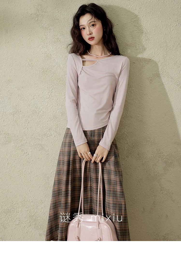 MISHOW Women's Knitted Long Sleeved T-shirt 2025 Spring Outfit Irregular Hollow Neck Tees Slim Solid Color Casual Top MXE13Z1116