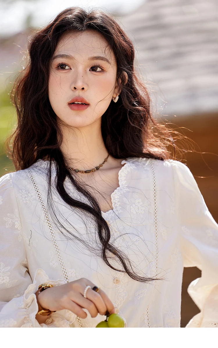 MISHOW Embroidered Blouse Women 2025 Spring New French Elegant Apricot Lace Premium Drawstring Design V Neck Tops MXE11X1708