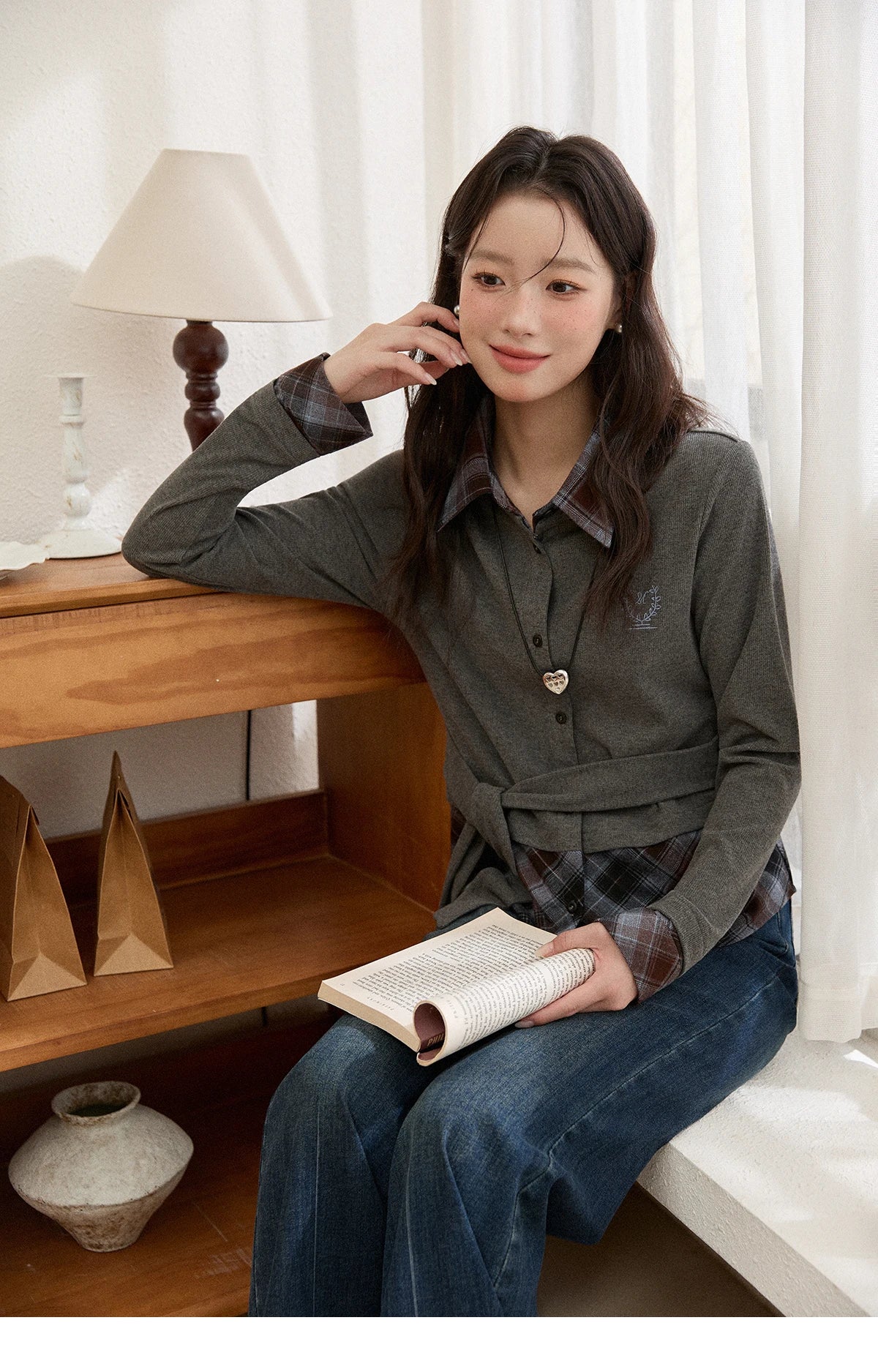 MISHOW Women's Shirt 2025 Autumn Winter Fake Two-piece Plaid Patchwork Knit Top Lapel Waist Tie Embroidery Design Top MXE89C2421