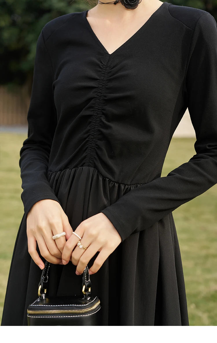Mishow Black Knitted Smocked V-Neck Dress MXC59L1640