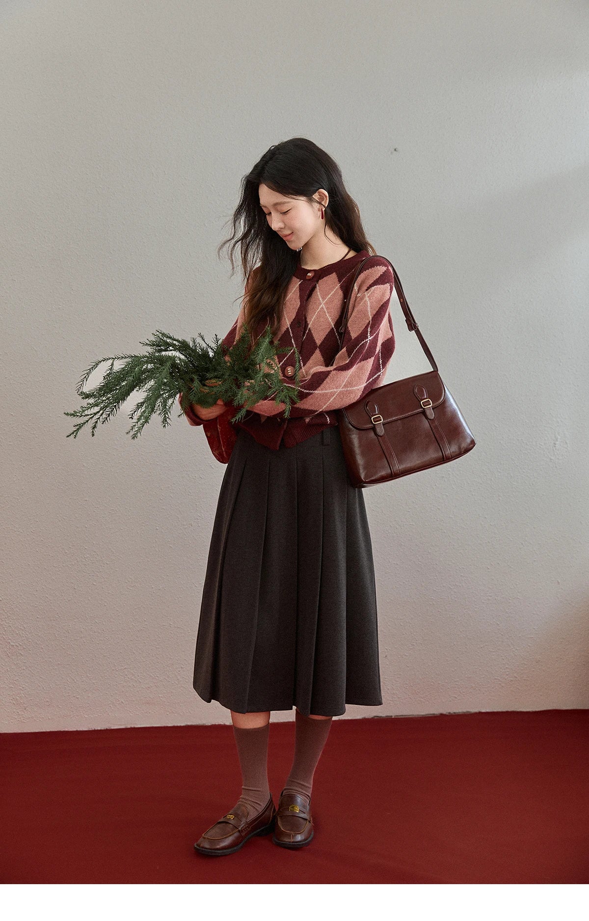 MISHOW Christmas Retro Diamond Grid Sweater Cardigan for Women 2025 Winter O-neck Contrasting Thick Knitted Sweaters MXE91Z2773