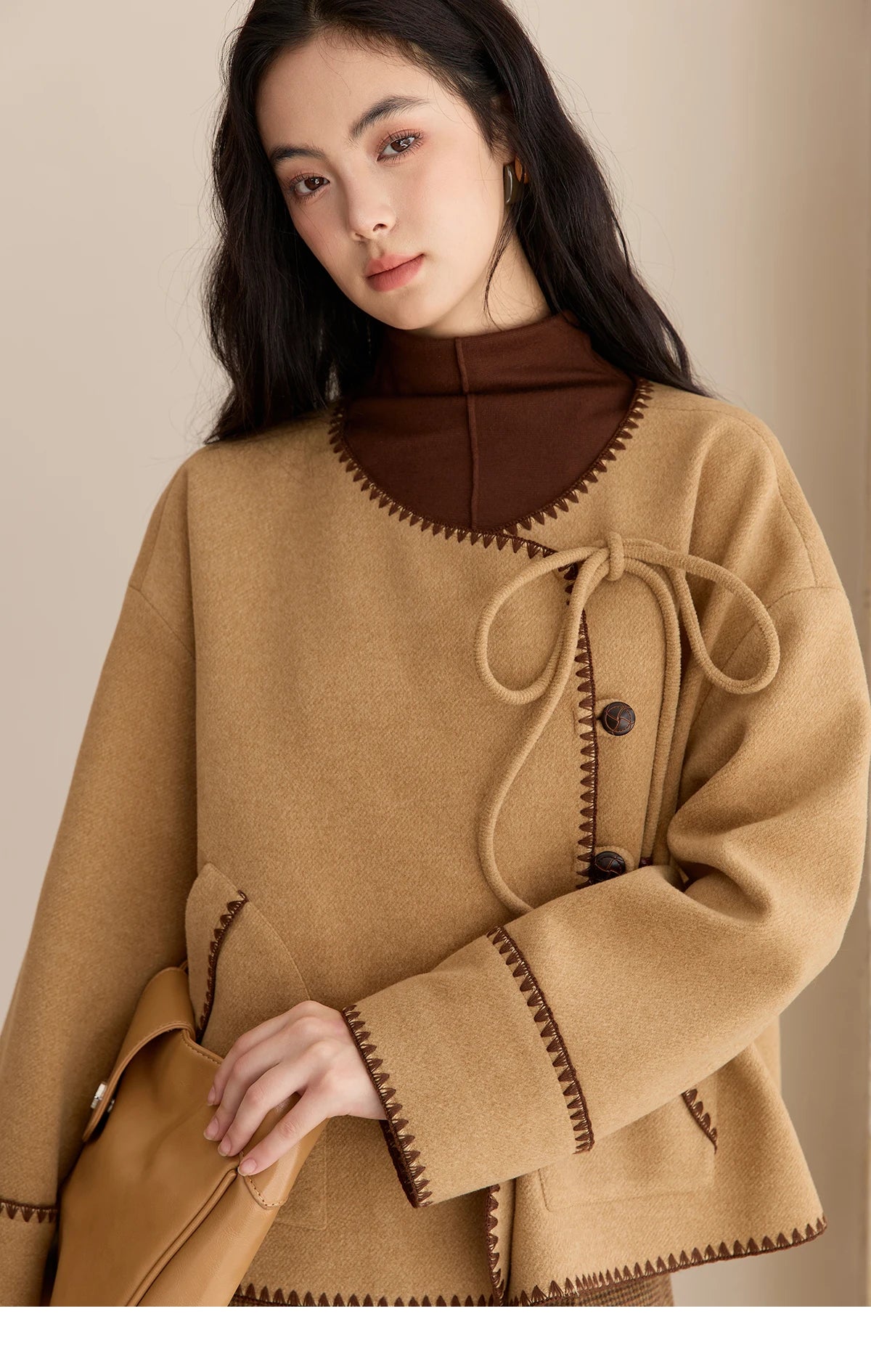 MISHOW Knitted Tops for Women 2025 Autumn New Apricot Stand Collar Long Sleeves Slim Fit with Detachable Cuffs Tops MXE49Z2532