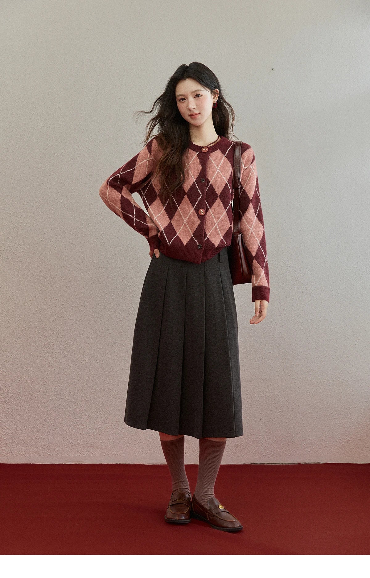 MISHOW Christmas Retro Diamond Grid Sweater Cardigan for Women 2025 Winter O-neck Contrasting Thick Knitted Sweaters MXE91Z2773