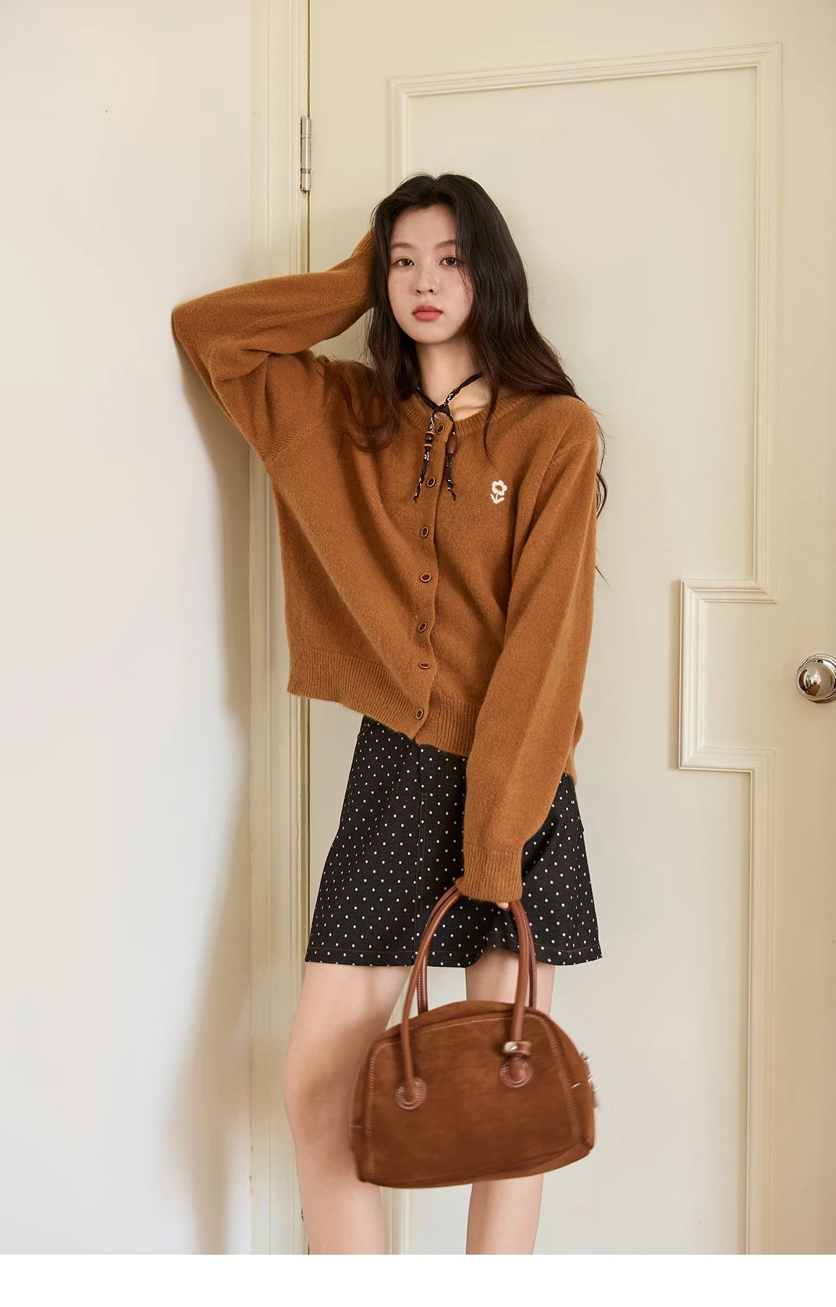 MISHOW Retro Flower Embroidery Cardigan for Women 2025 Round Neck Single Breasted Buckle Loose Knit Autumn Cardigan MXE46Z2588