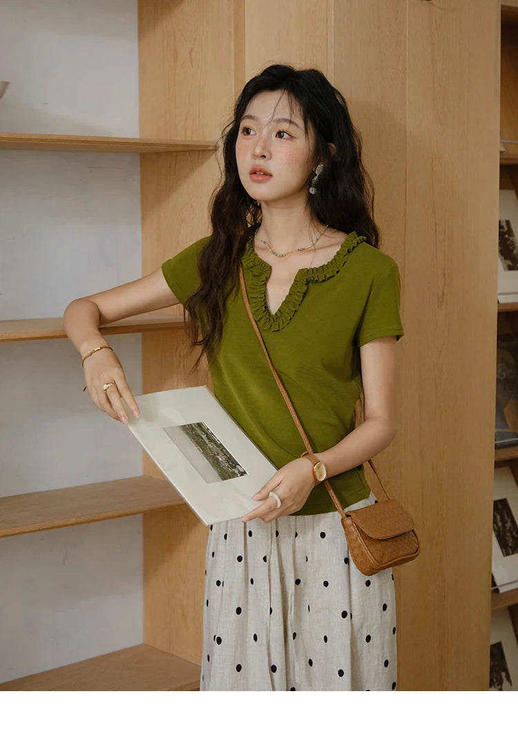 Mishow Lace V-Neck Short Sleeve Tee MXE35T0562