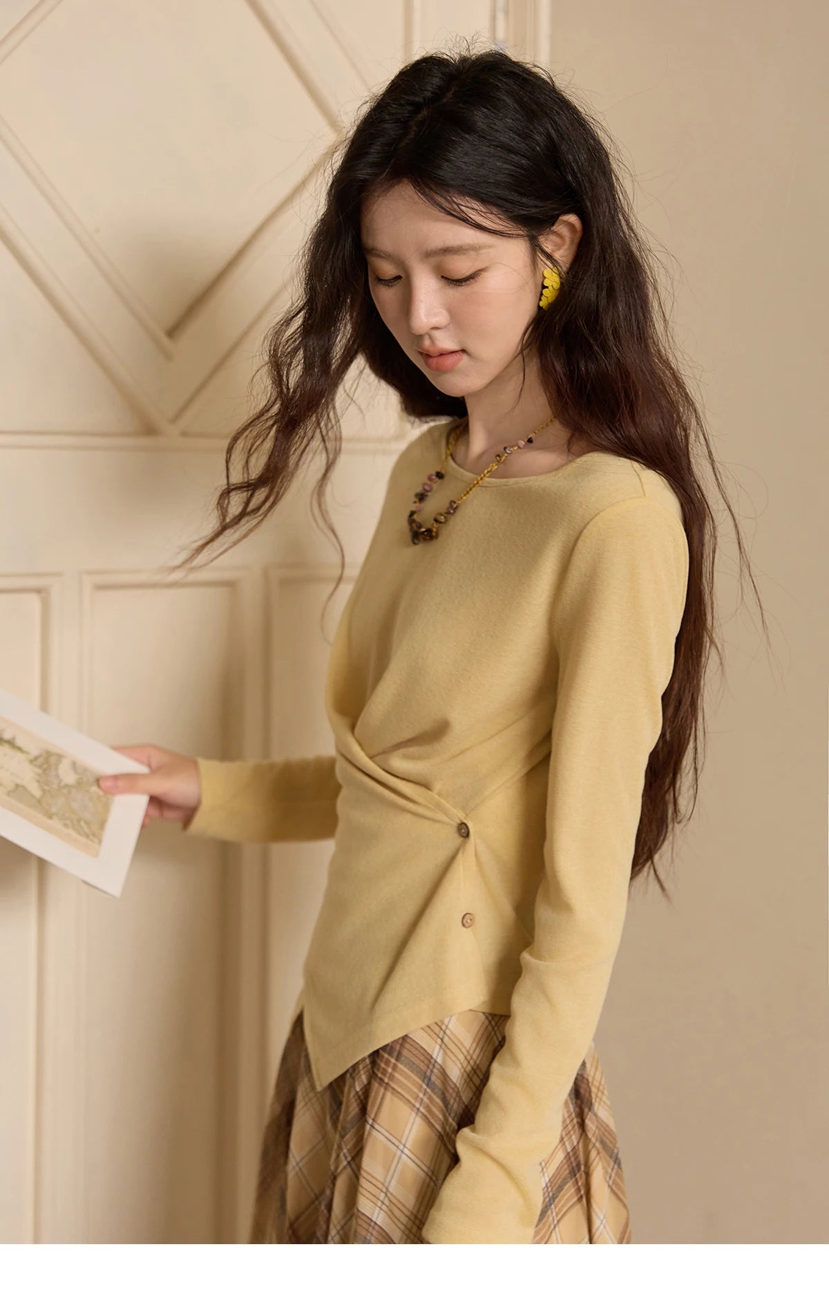 MISHOW Women's Cross Wrap Waist Defining Knitted Top 2025 Autumn French Scoop Neck Knitted T-Shirts Soft Slim Tops MXE43Z1344