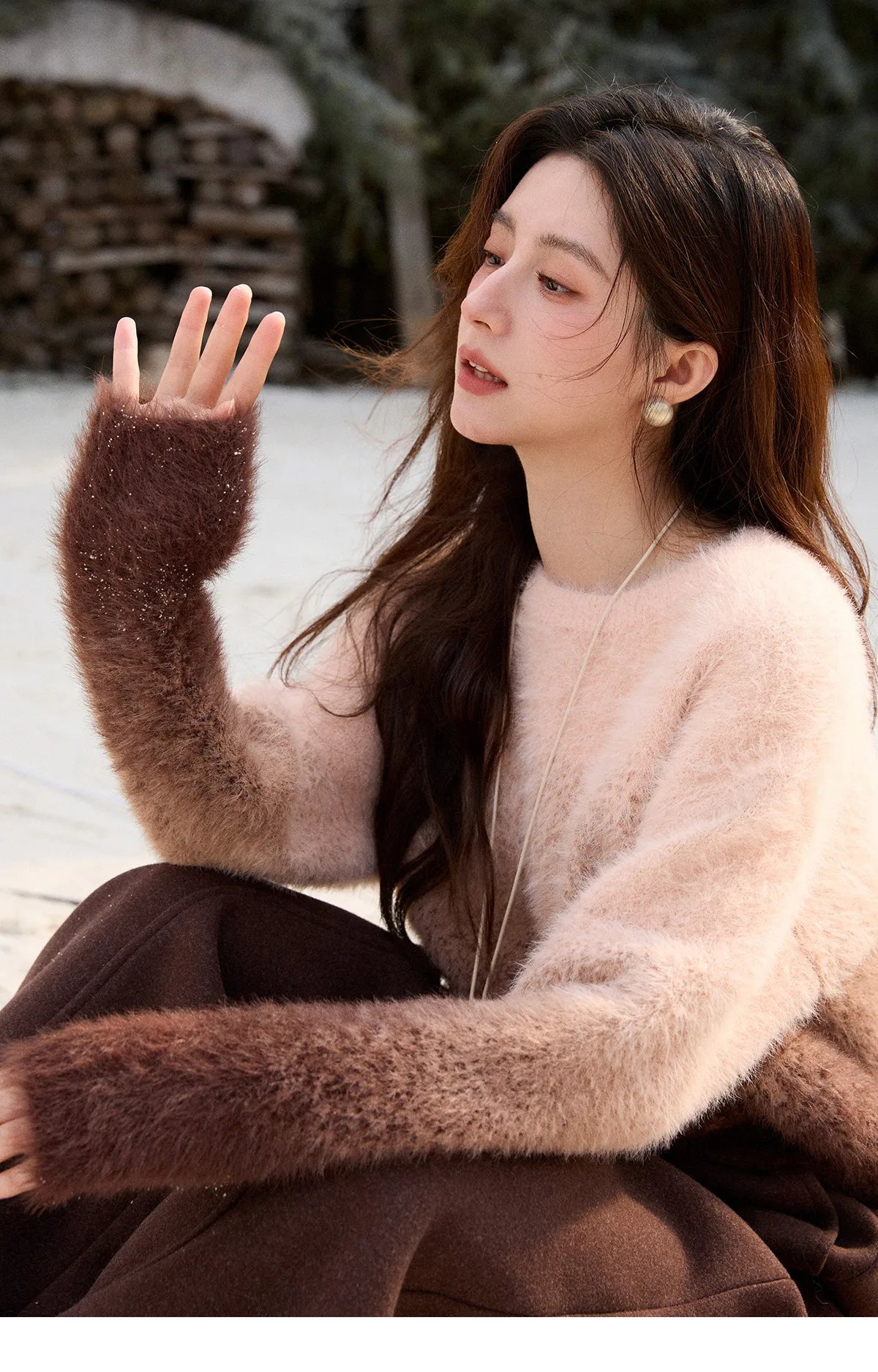 MISHOW Gradient Faux Mink Plush Sweater for Women Autumn Winter 2025 Round Neck Warm Top Thickened Knitted Sweater MXE92Z2850