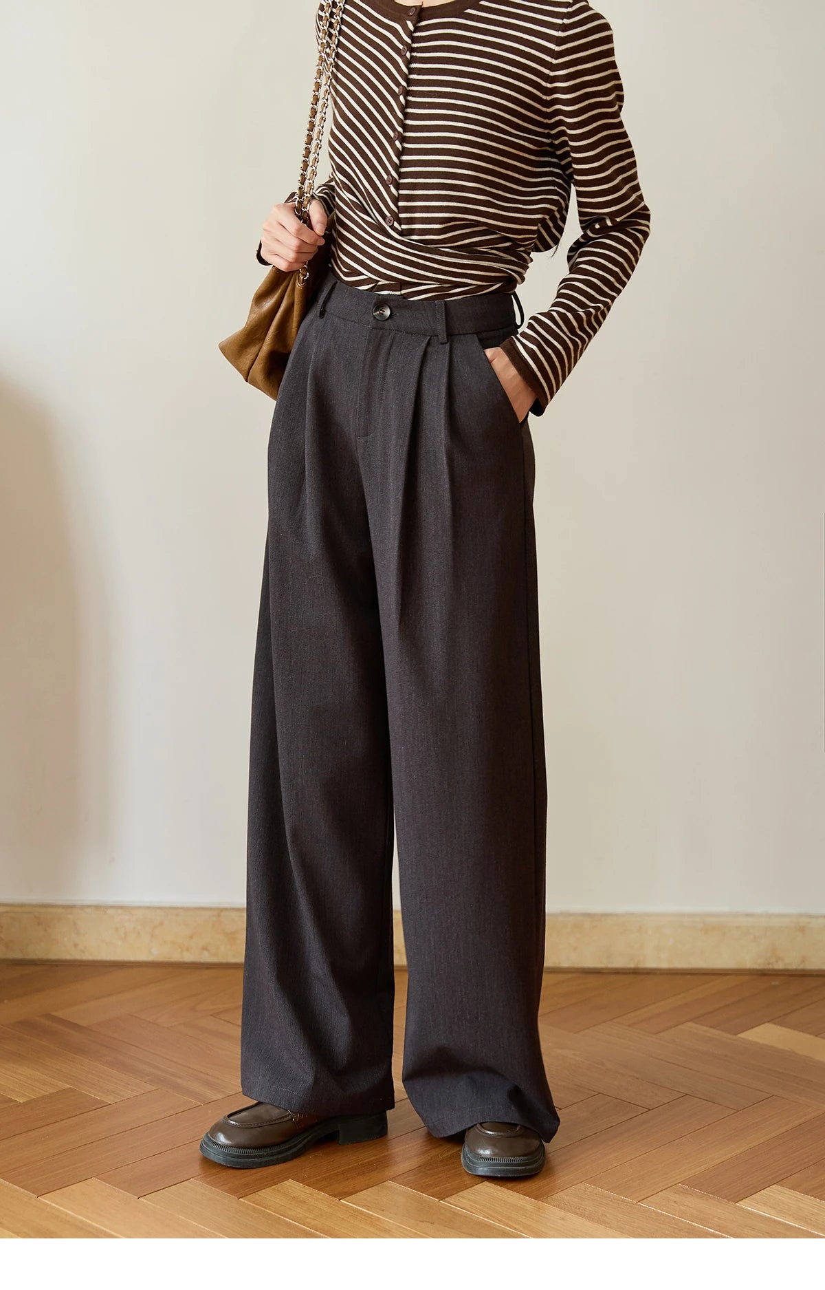 MISHOW Women's Solid Wide-leg Pants 2025 Autumn Fashion Minimalist High-waisted Loose Trousers Commute Pockets Pants MXE46K1090