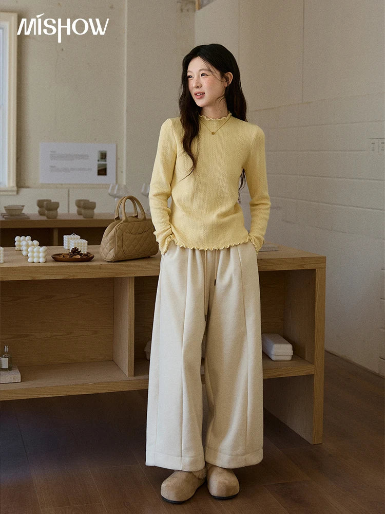 MISHOW Women's One Piece Velvet Thickened Bottom Tops 2025 Winter Versatile Black Fungus Edge Collar Knitted Tops MXE88Z2597