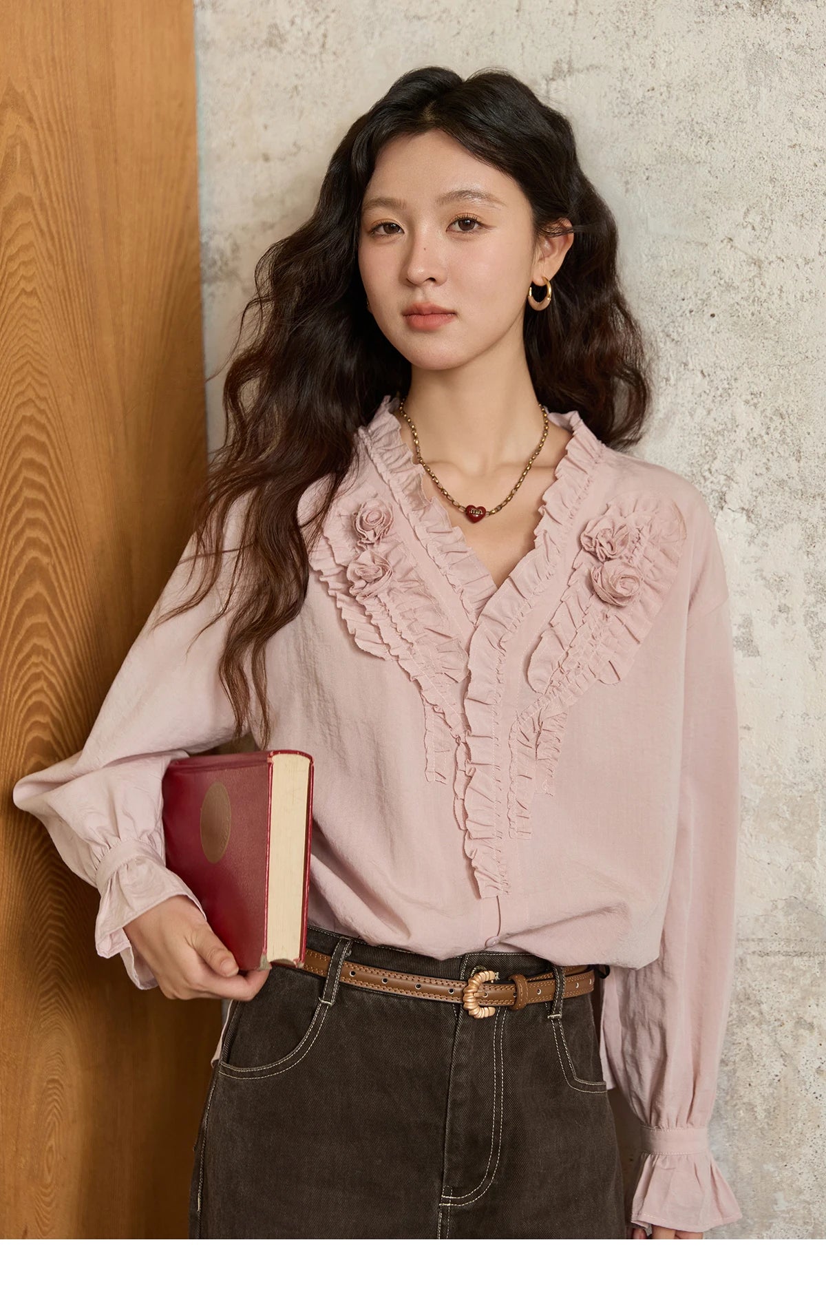 MISHOW Hand Sewn Rose Blouse for Women Autumn 2025 V-neck Edible Tree Fungus Edge Tops Sweet Lantern Sleeves Blouses MXE44X2470