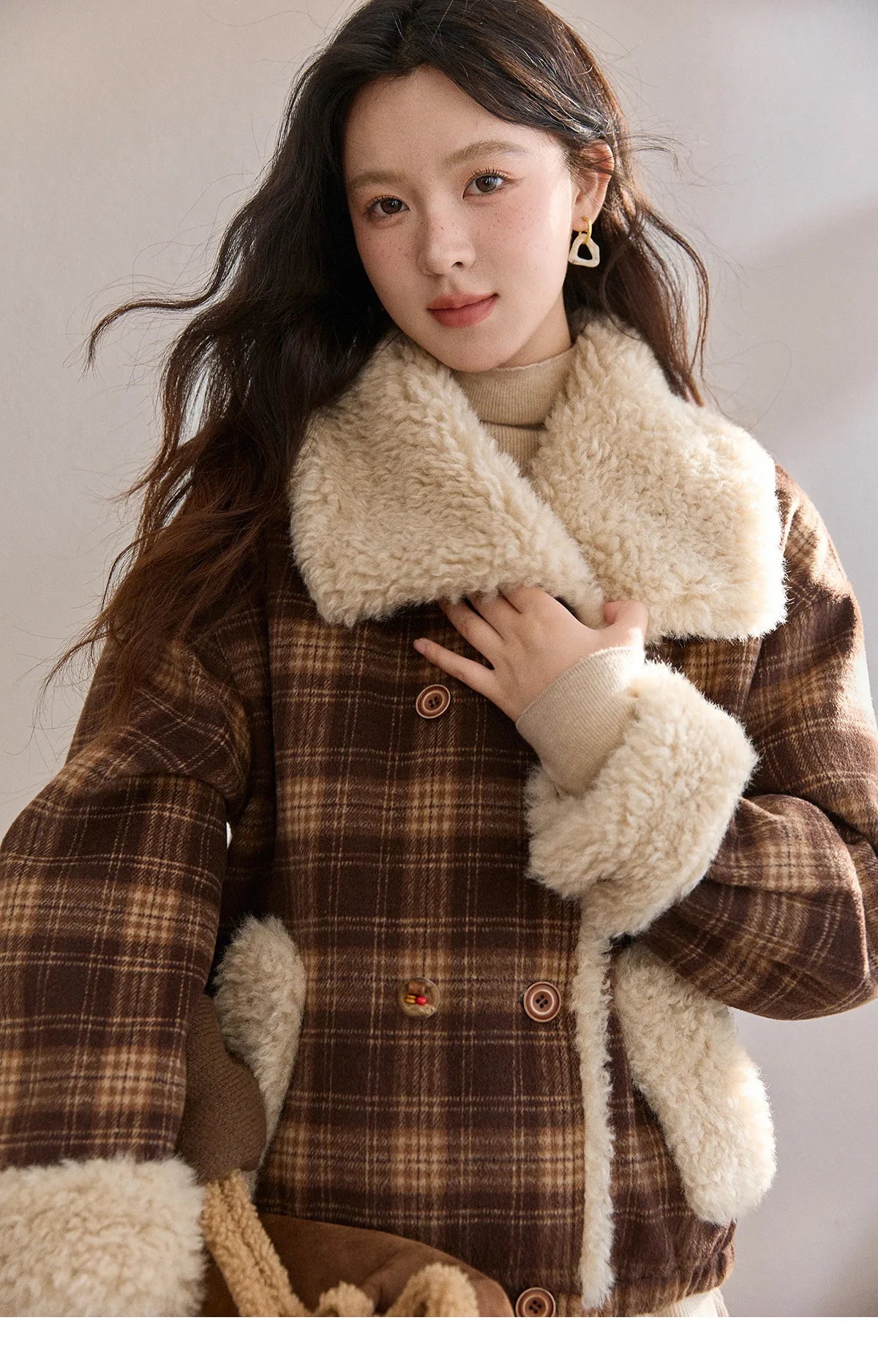 MISHOW Christmas Women's Retro Plaid Jacket 2025 Winter Large Lapel Tops Thickened Cotton-Padded Warm Short Coat MXE87W1004