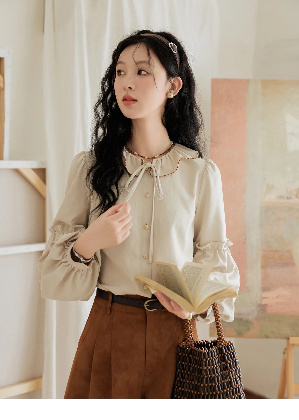 MISHOW Suede Shorts for Women Autumn 2024 High Waist A-line Slim Wide Leg Short Pants Solid Pleats Pants Side Pockets MXD44K0753