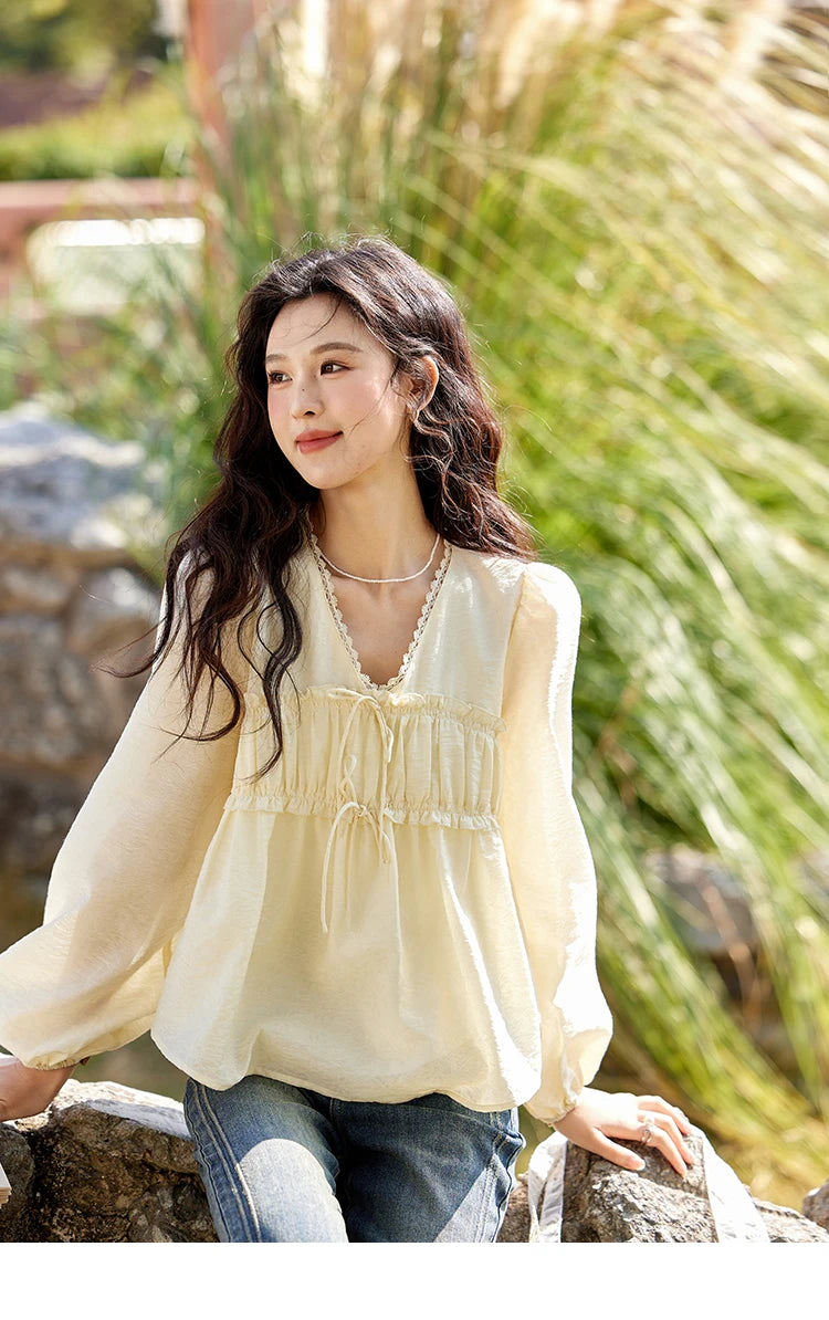 MISHOW Women's Jacquard Lace V-neck Blouses 2025 Spring Ruffled Wavy Design Blouse Slim Elegant Commuting Sweet Top MXE12C0397