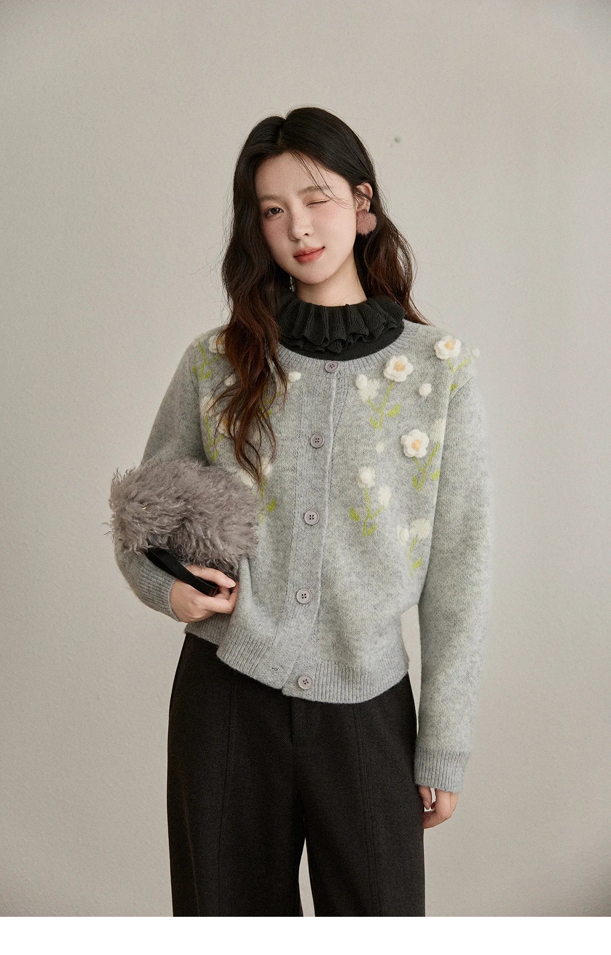 MISHOW Women's Gray Knitted Cardigan 2025 Winter Flower Embroidery Round Collar Single-breasted Warm Slim Sweaters MXE91Z2836