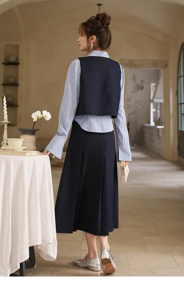 MISHOW French Vest Coat 2024 Spring Bow Square Neck Temperament Sleeveless Short Single Breasted Tank Top Outerwear MXD12W0294