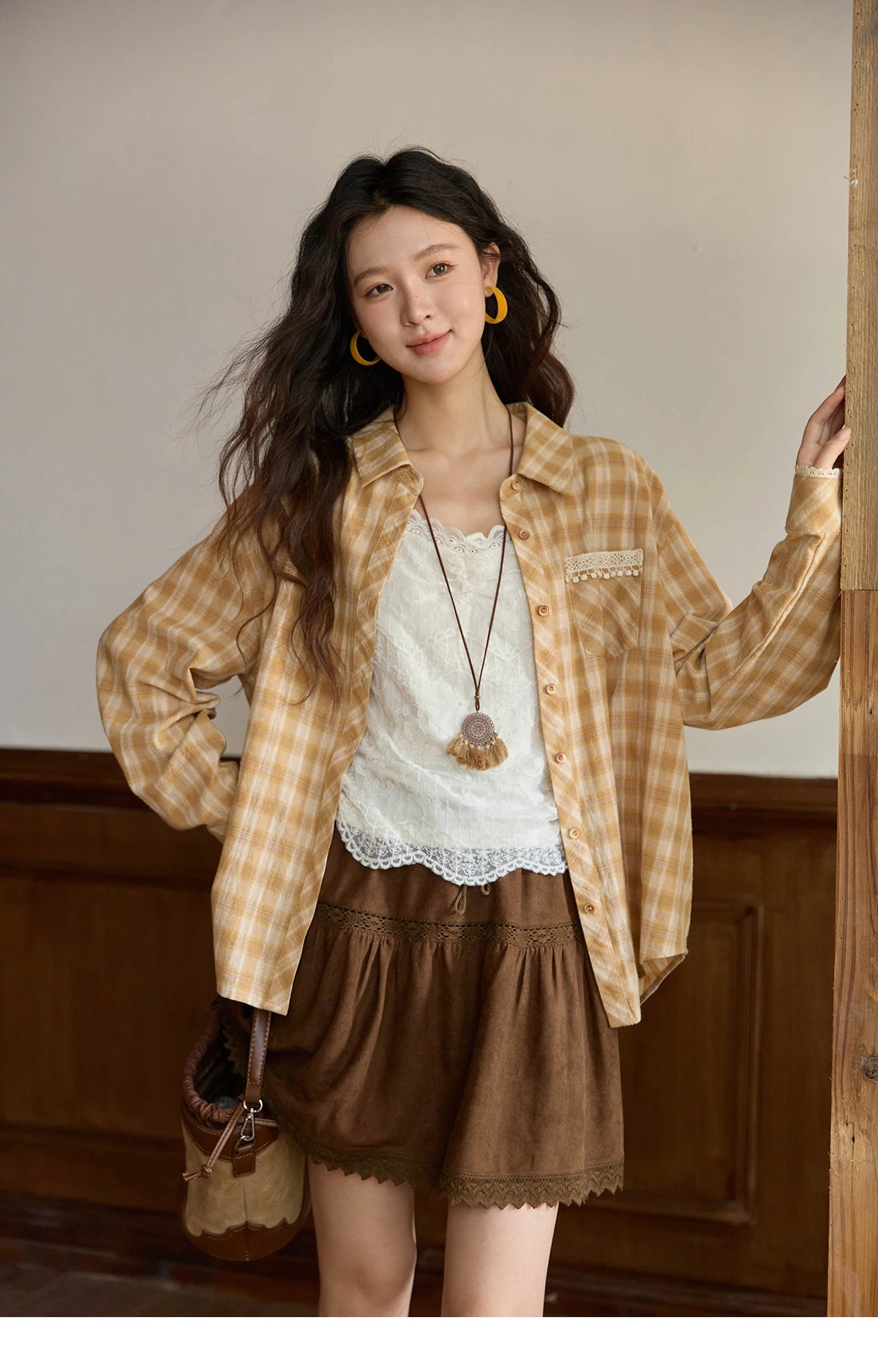 MISHOW Women's Retro Plaid Long Sleeved Shirt 2025 Autumn Korean Loose Casual Plaid Top with Lace Pocket Lapel Shirts MXE43C2378