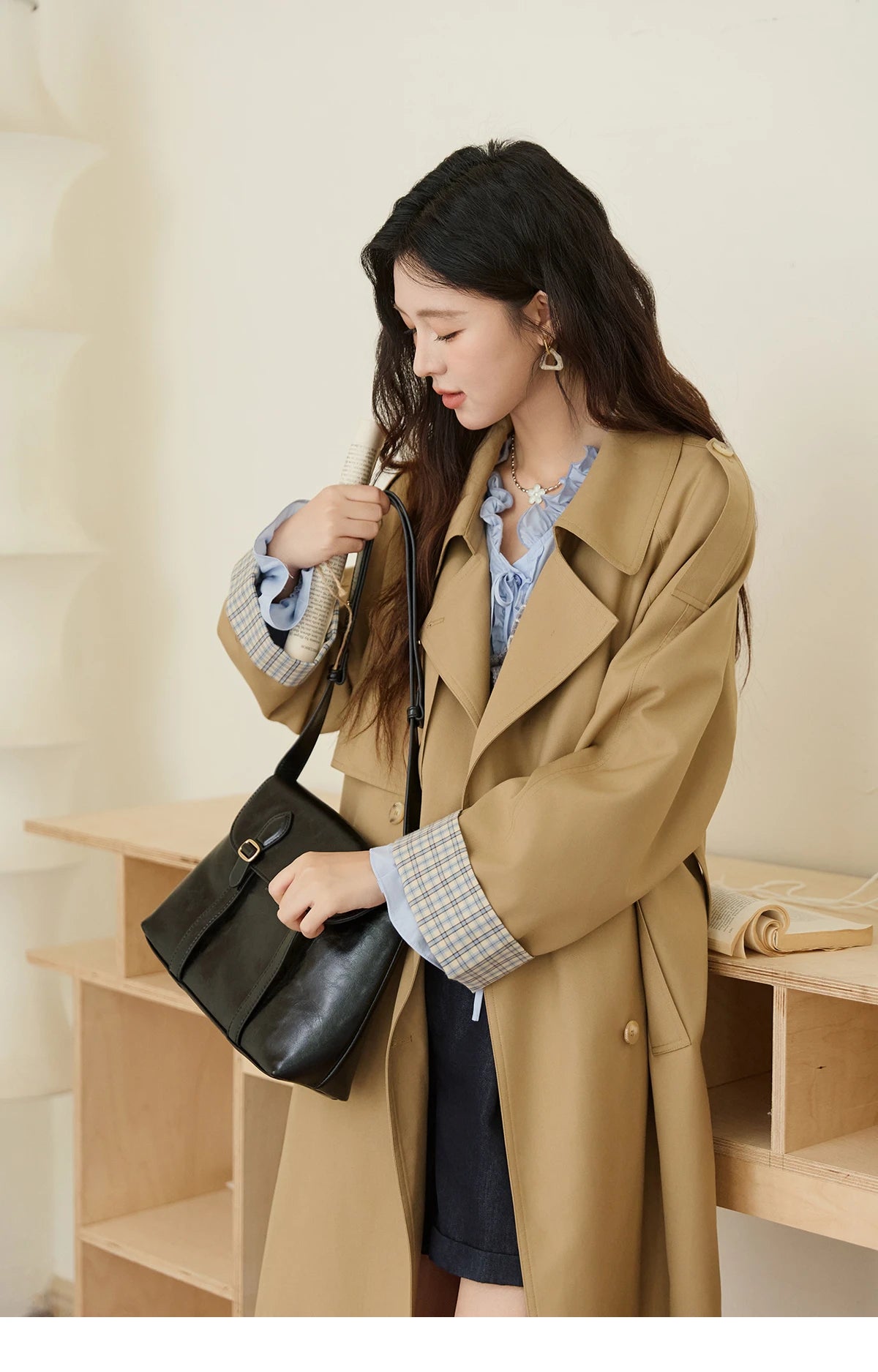 MISHOW Women's Knitted Vests 2025 Autumn Solid Embroidered Vest V-neck Tie Short Loose Outerwear Versatile Knit Top MXE45Z1397