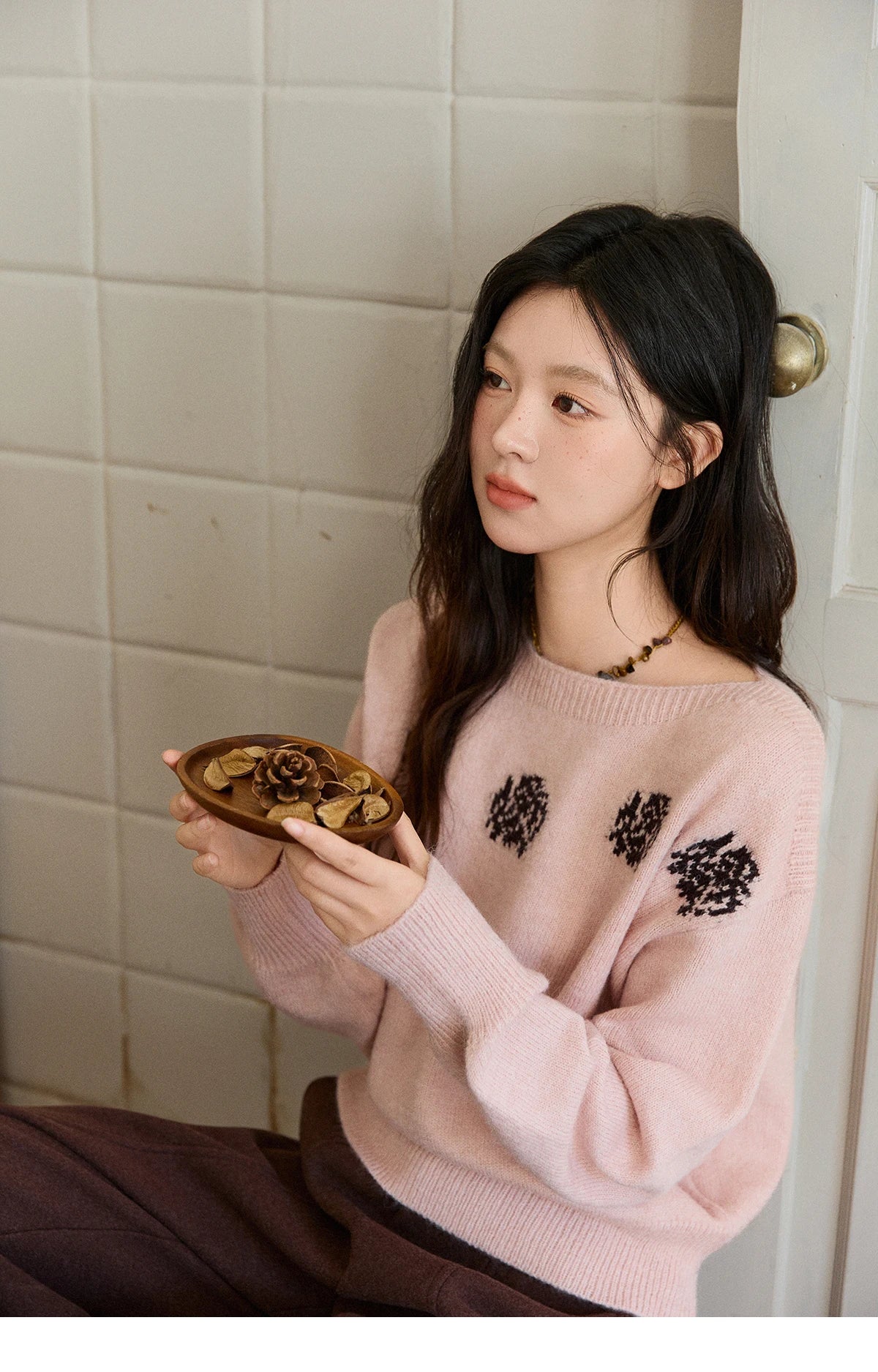 MISHOW Pink Jacquard Sweater for Women Fall Winter 2025 Lantern Sleeve Tops Shoulder Drop Thickened Knitted Sweater MXE91Z2775