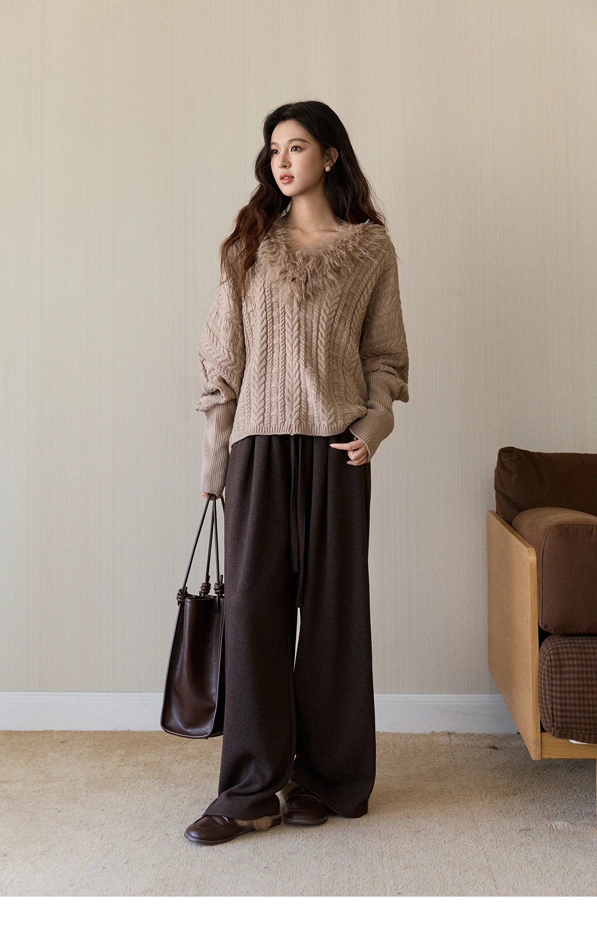 MISHOW Women's Batwing Sleeve KnittedSweater 2025 Winter Faux Fur Collar Cable Knit Puff Sleeve Warm Pullover Tops MXE94Z2985