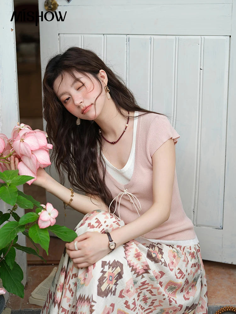 MISHOW Round Neck Patchwork Knitt Sweater for Women 2025 Summer Flying Sleeve Lace Up Versatile Top Female Clothing MXE37Z1278