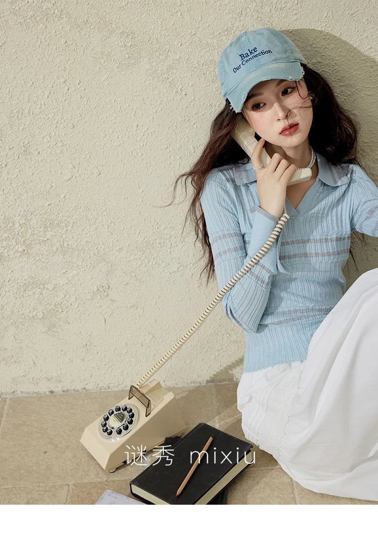 MISHOW Striped Knitted Tops for Women Spring 2025 Contrast Color Striped Slim V-neck Trumpet Sleeves Commuter Outfit MXE13Z1141