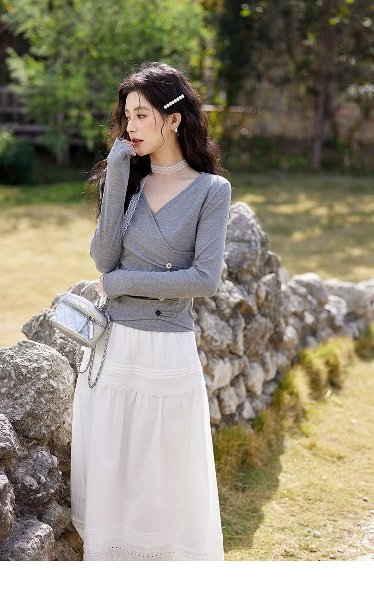 MISHOW Knitted Sweater Solid Color V-neck Long Sleeved Women Spring Summer New Fashion Elastic Slim Tshirt Tops Sweet MXE11Z1076