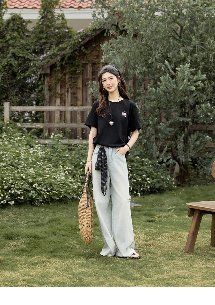 MISHOW Casual Graffiti T-shirt Women Summer 2025 Short Sleeve Round Neck Loose Shirts Female New Fashion Tops Lady MXE15T0475