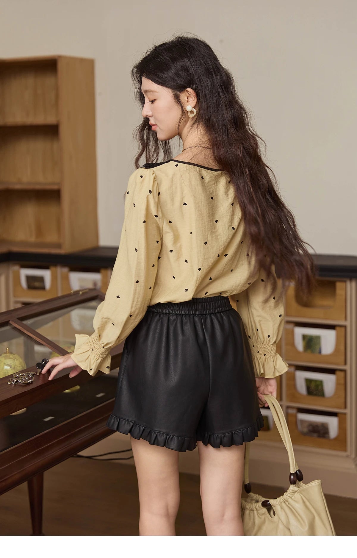 MISHOW Women's Yellow Heart Printed Shirt Autumn Lace Hollowed Out Collar Bubble Sleeve Top Lace-up Commuter Shirts MXE41X1949