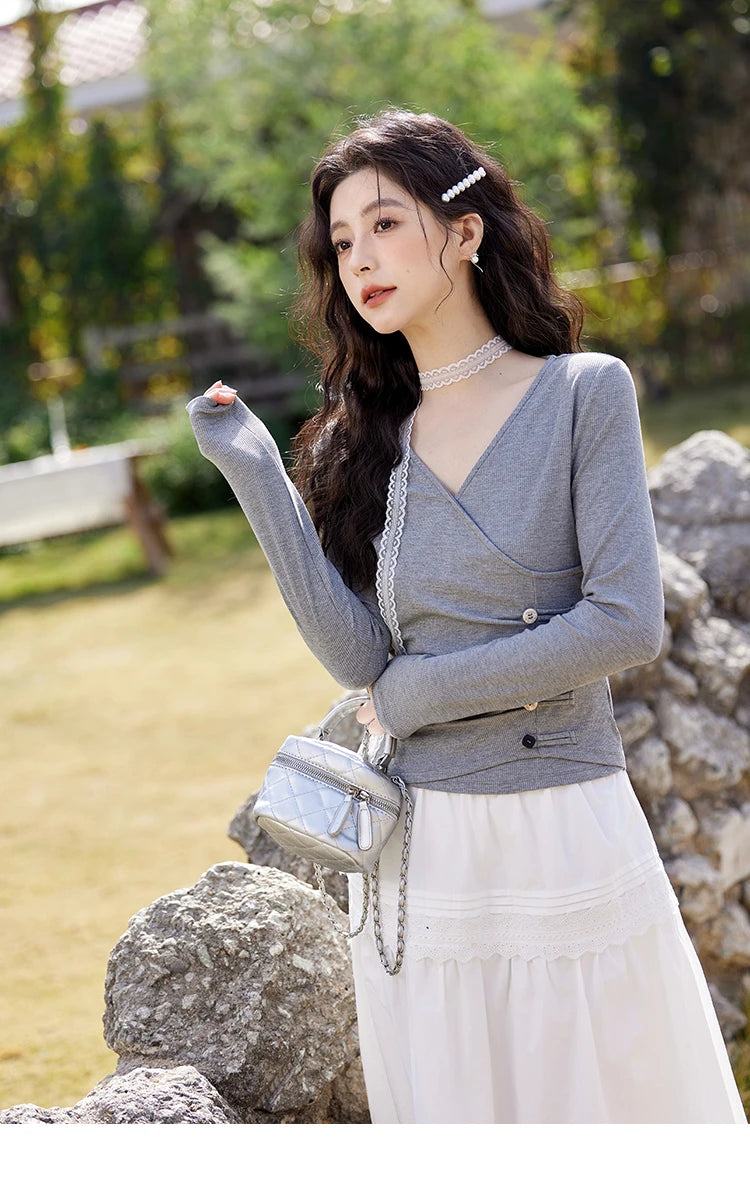 MISHOW Knitted Sweater Solid Color V-neck Long Sleeved Women Spring Summer New Fashion Elastic Slim Tshirt Tops Sweet MXE11Z1076