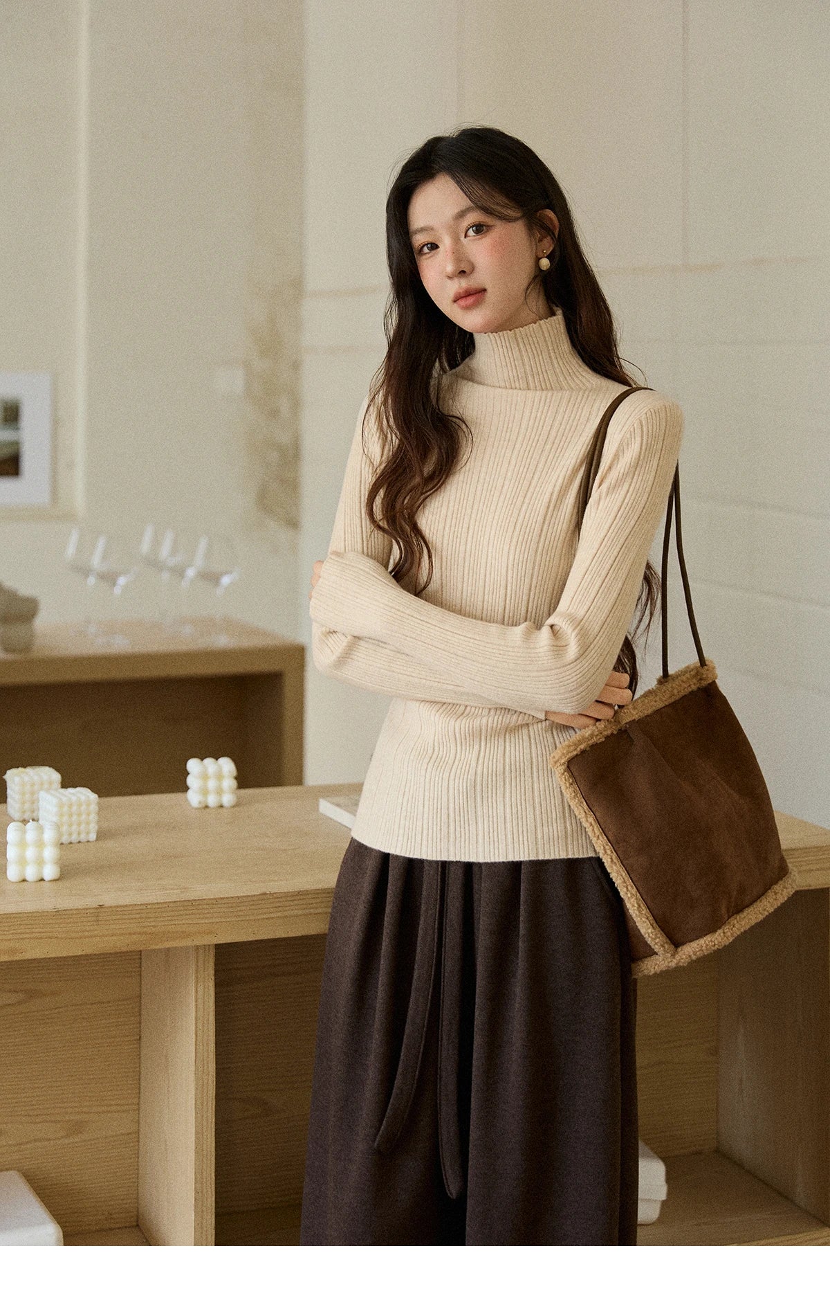 MISHOW Women's Sweet Knitted Lapel Collar Short Down Jacket 2025 Winter White Duck Down Single-Breasted Zipper Coat MXE94Y0094