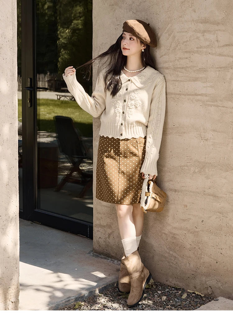 MISHOW Embroidered Sweater Women’s French Retro Doll Collar 2024 Fall Winter New Casual Long-sleeved Knit Sweater Top MXD35Z0895