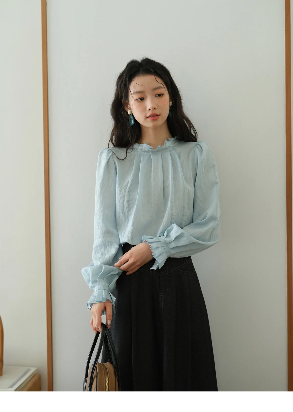 MISHOW Blue Jacquard Texture Blouses 2025 Autumn Black Fungus Edged Stand Collar Blouse Bubble Sleeves Commuting Top MXE41X1934