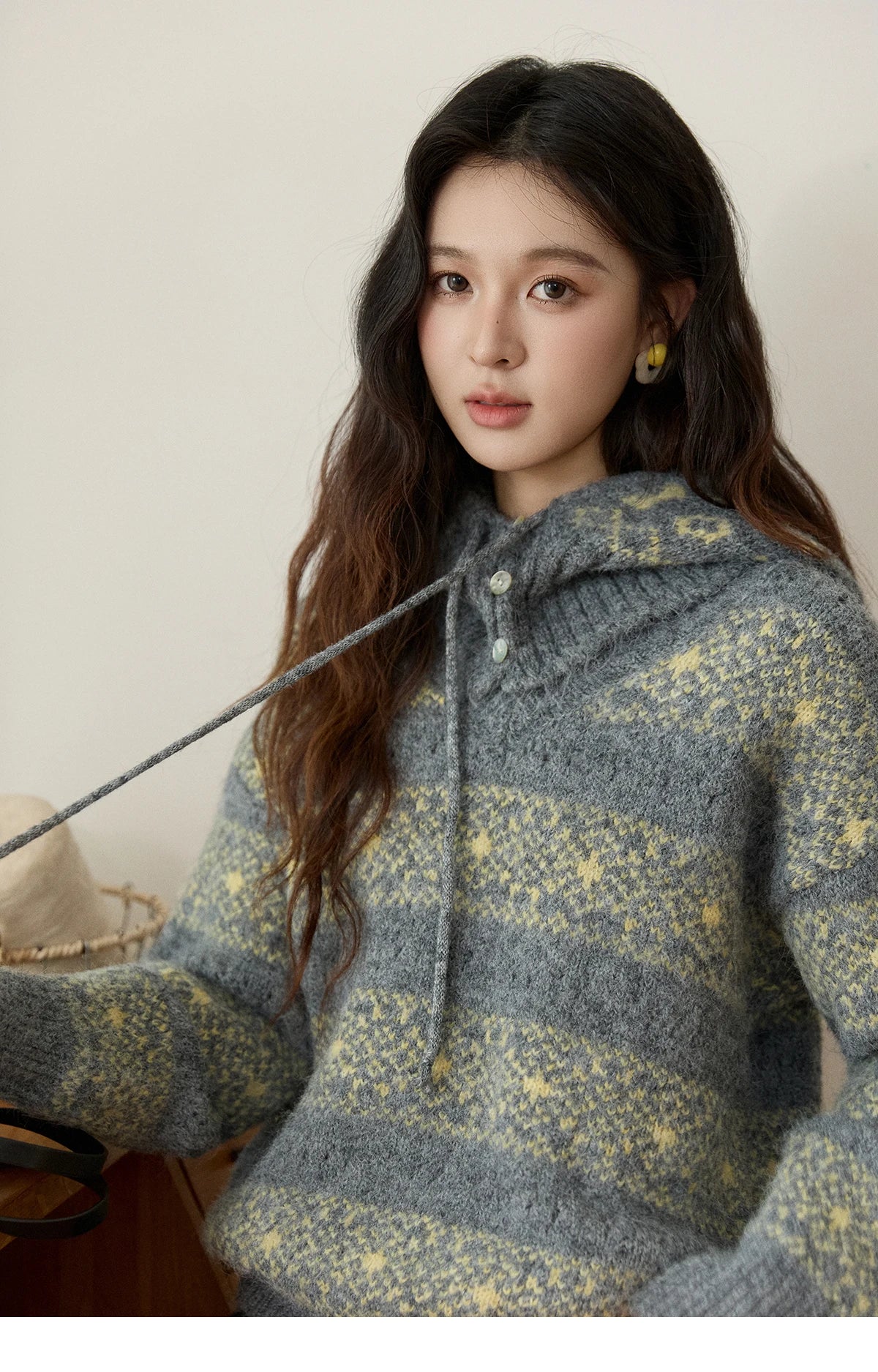 MISHOW Women's Fair Isle Knitted Sweater 2025 Winter V-neck Wool Blend Casual Tops Removable Hood Warm Loose Sweaters MXE94Z2979