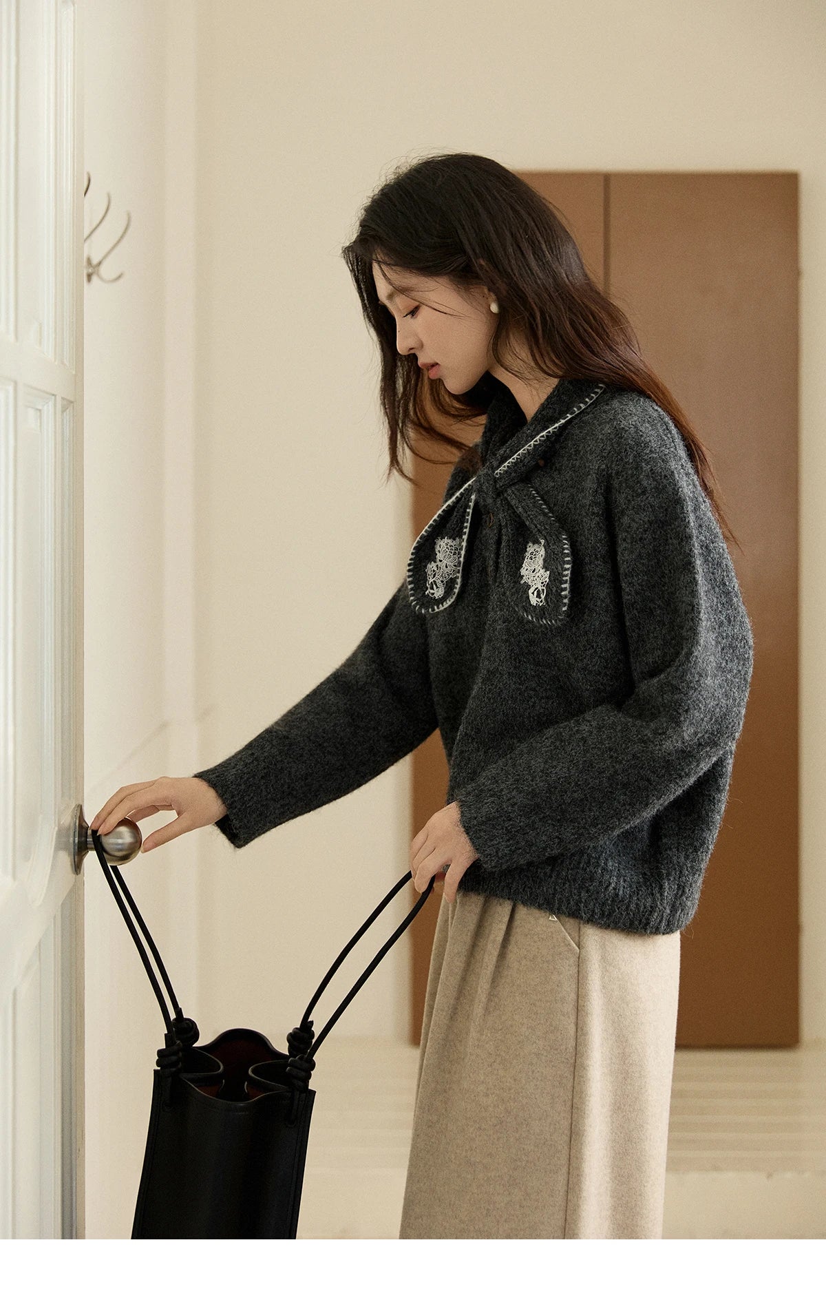 MISHOW Women's Yellow Knitted Sweater 2025 Autumn Winter Bow Collar Splicing Lace Tops Loose Warm Pullover Sweaters MXE94Z2971