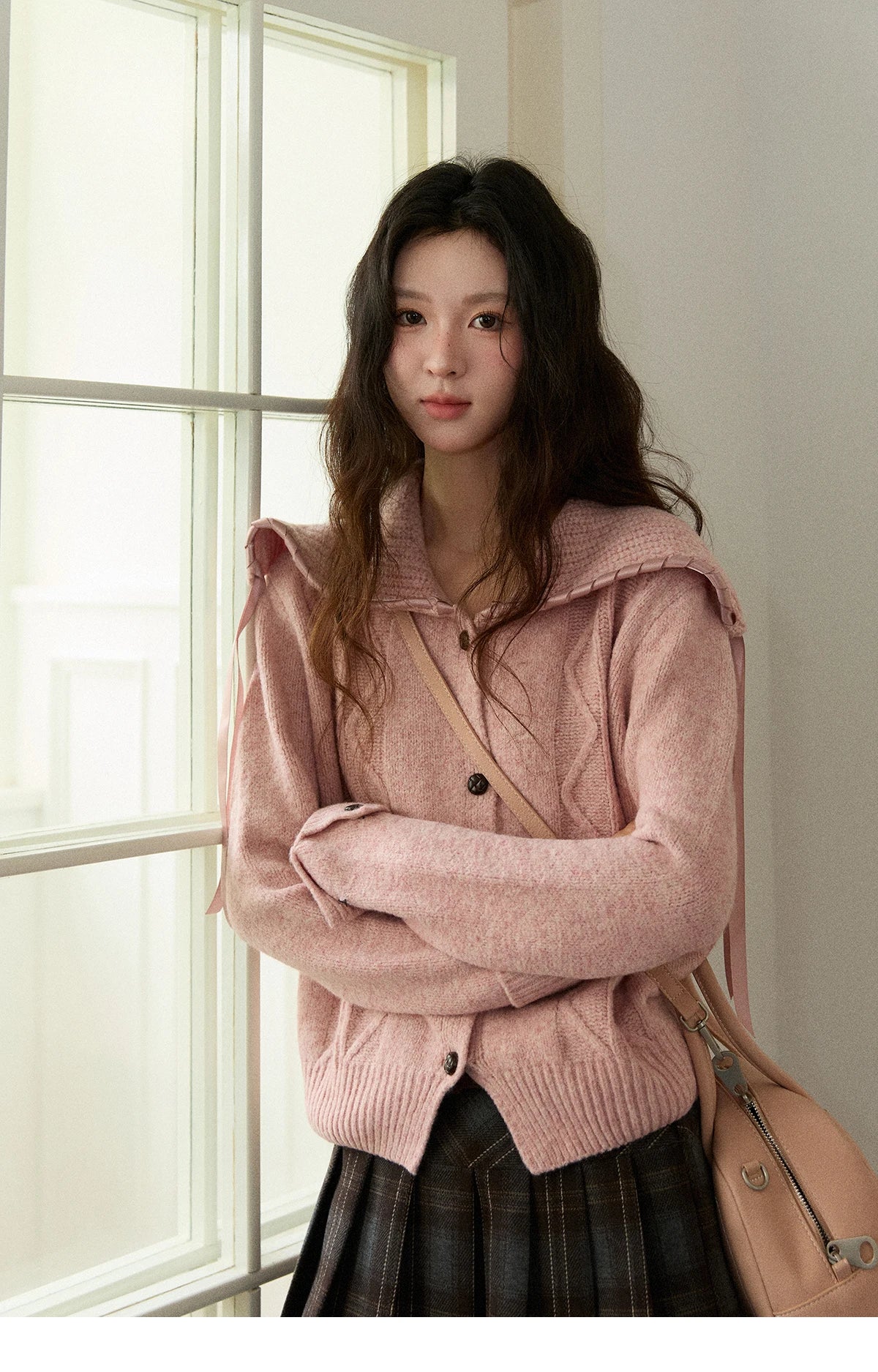 MISHOW Elegant Cardigan Women 2025 Fashion Large Turn-down Collar Long Sleeves Knit Cardigan Loose Autumn Cardigan MXE89Z2636