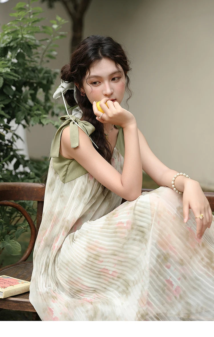 MISHOW French Lazy Suspender Floral Chiffon Dress 2024 Summer Fairy Seaside Vacation Dress V Neck A-LINE Dresses MXD28L1862