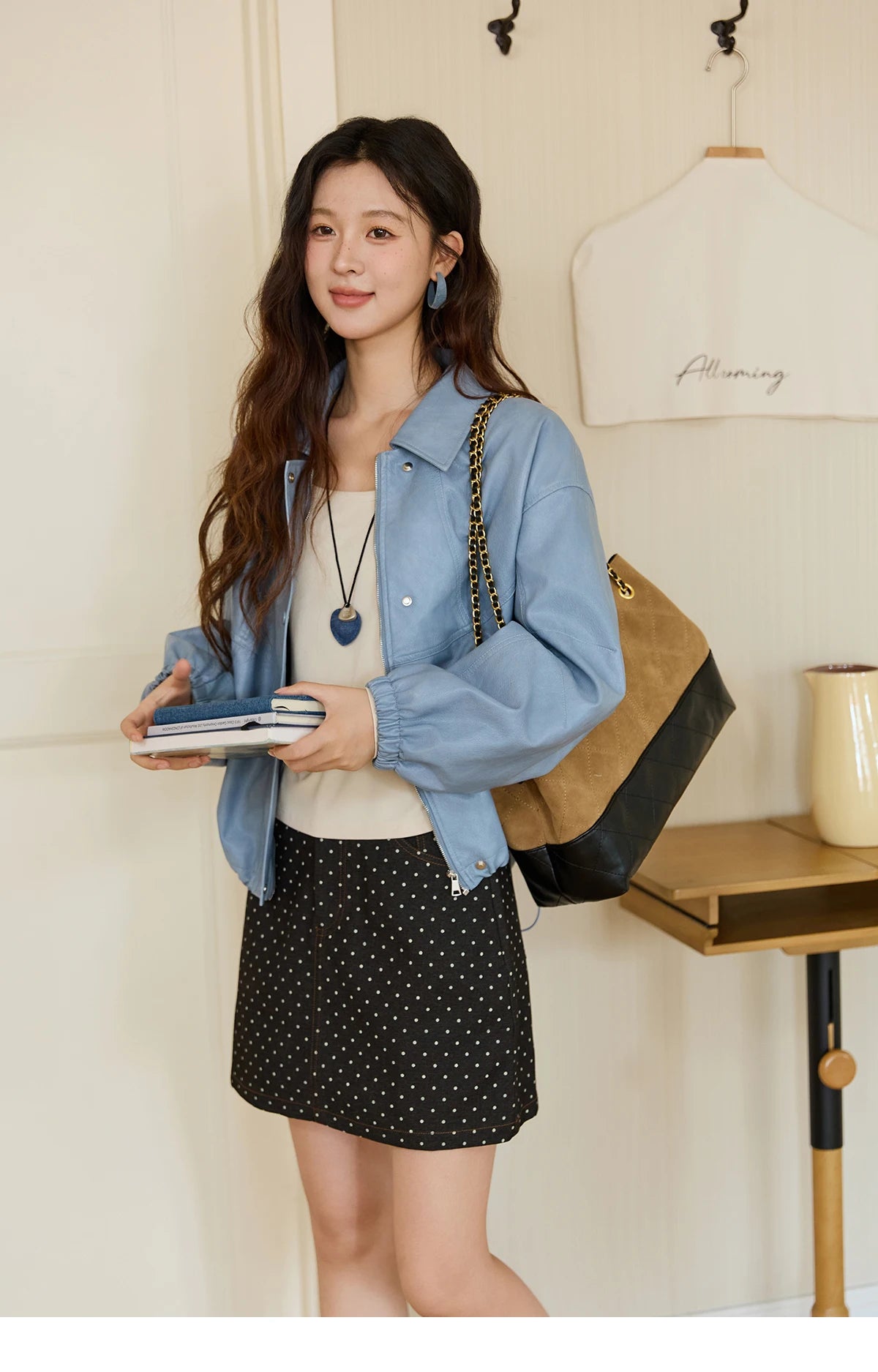 MISHOW Women's Blue Short Jacket 2025 Autumn Hip-hop Style Loose Zipper Coat Commute Pu Leather Lapel Fashion Jackets MXE45W0822