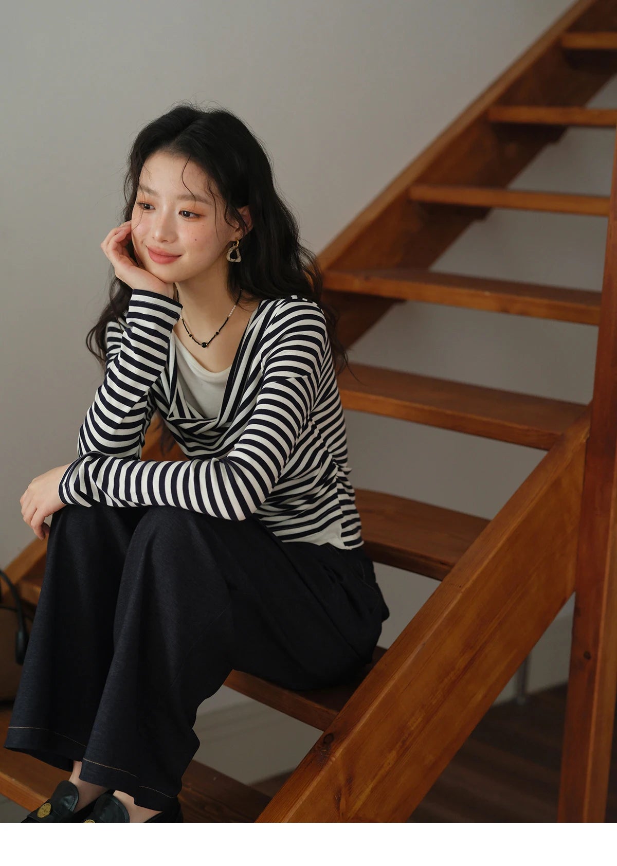 MISHOW Multi Colored Fake Two-piece Knitted Sweater 2025 Autumn Swinging Collar Casual Tops Contrasting Waist Top MXE42Z1341