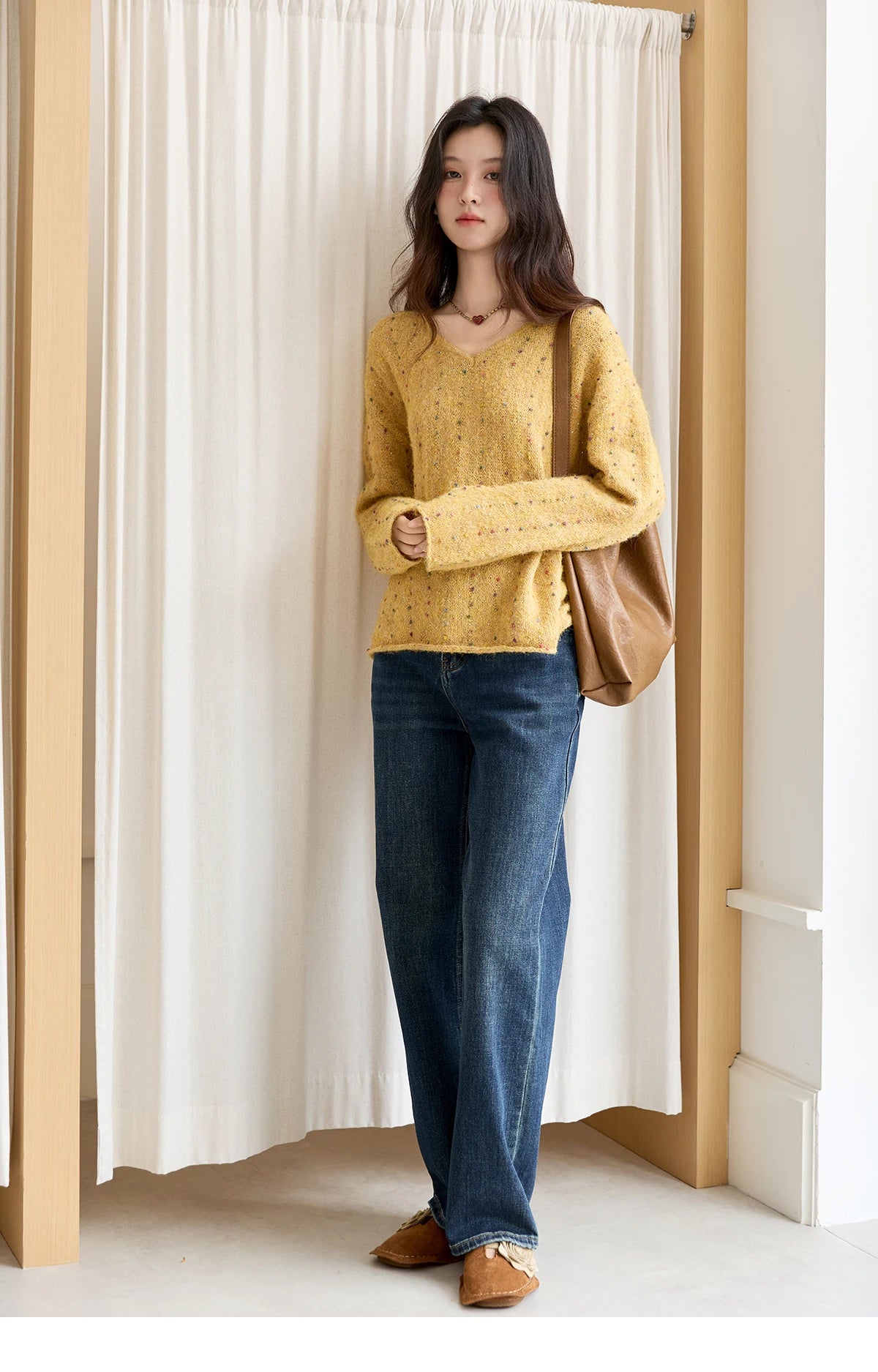 MISHOW Women Long Sleeve Tops 2025 Autumn Retro Yellow Sequins V-neck Sweater Knitted Comfortable Casual Pulllovers MXE47Z2572