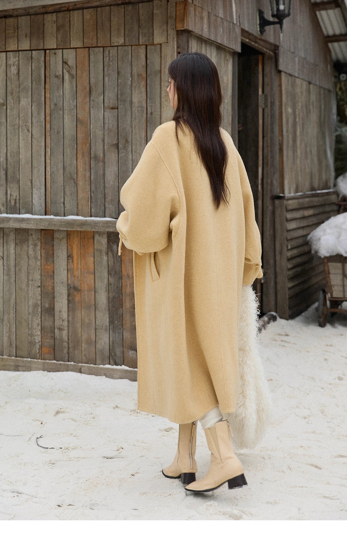 MISHOW Women's Long Coats 2025 Winter Yellow Double-faced 100% Wool Coat Windproof Lantern Sleeve Turtleneck Coat MXE51W0902