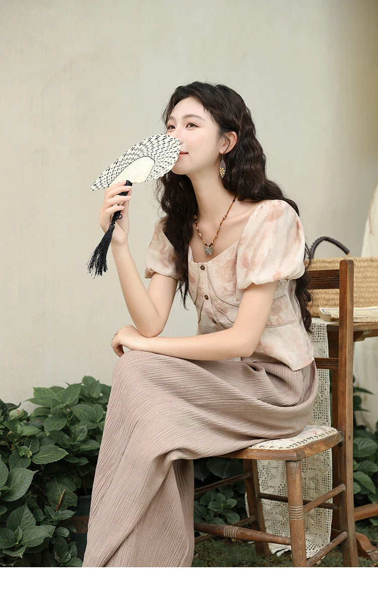 MISHOW Women's Contrast Halo Printing Blouses 2024 Summer French Retro Square Tops Female Puff Sleeve Button Blouse MXD30X1562