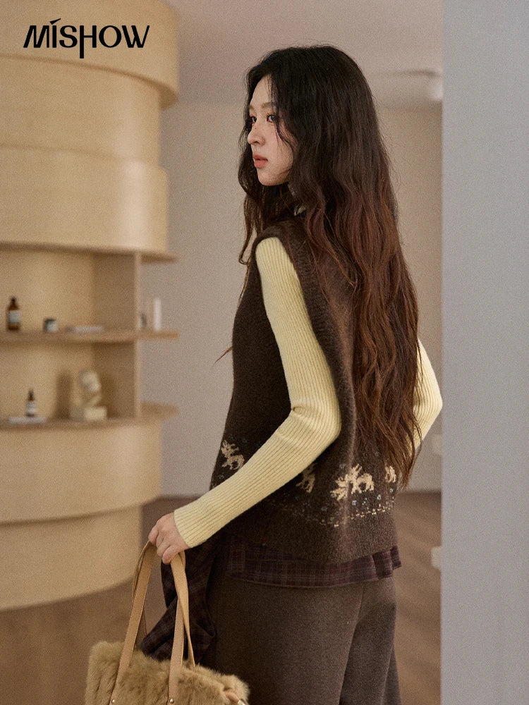 MISHOW Woman Sweater Vest 2025 Winter Retro Brown Jacquard V-neck Knitted Vest Loose Commute Versatile Pullover MXE86Z2659