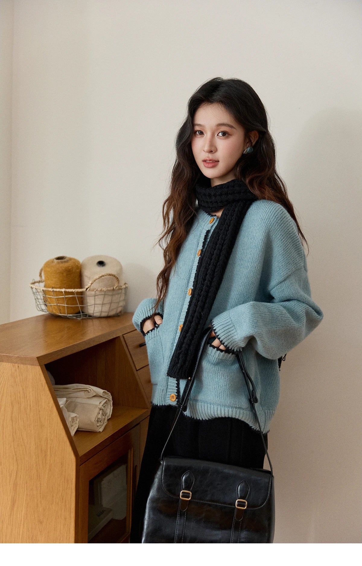 MISHOW Women's Yellow Knitted Cardigan 2025 Autumn Winter Color Collision Edge Sweater Pockets Loose Warm Casual Tops MXE94Z2973