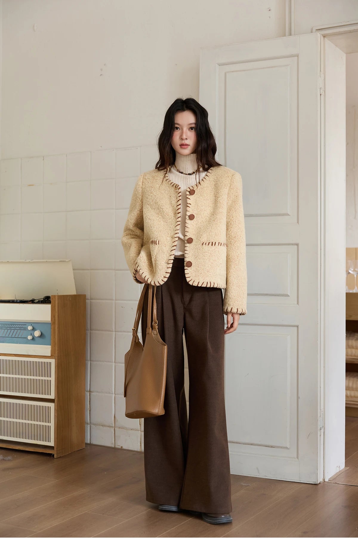 MISHOW Women Winter Jacket 2025 Fashion New Apricot Round Neck Single-breasted Wool Coat Elegant Commuting Short Coat MXE88W0885