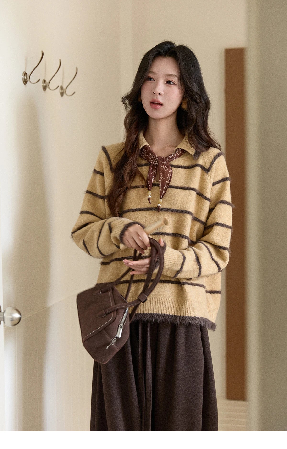 MISHOW Women's Faux Mink Fur Striped Sweater 2025 Winter Loose Lapel Tassel Hem Thickened Knitwwear Excluding Scarves MXE93Z2945