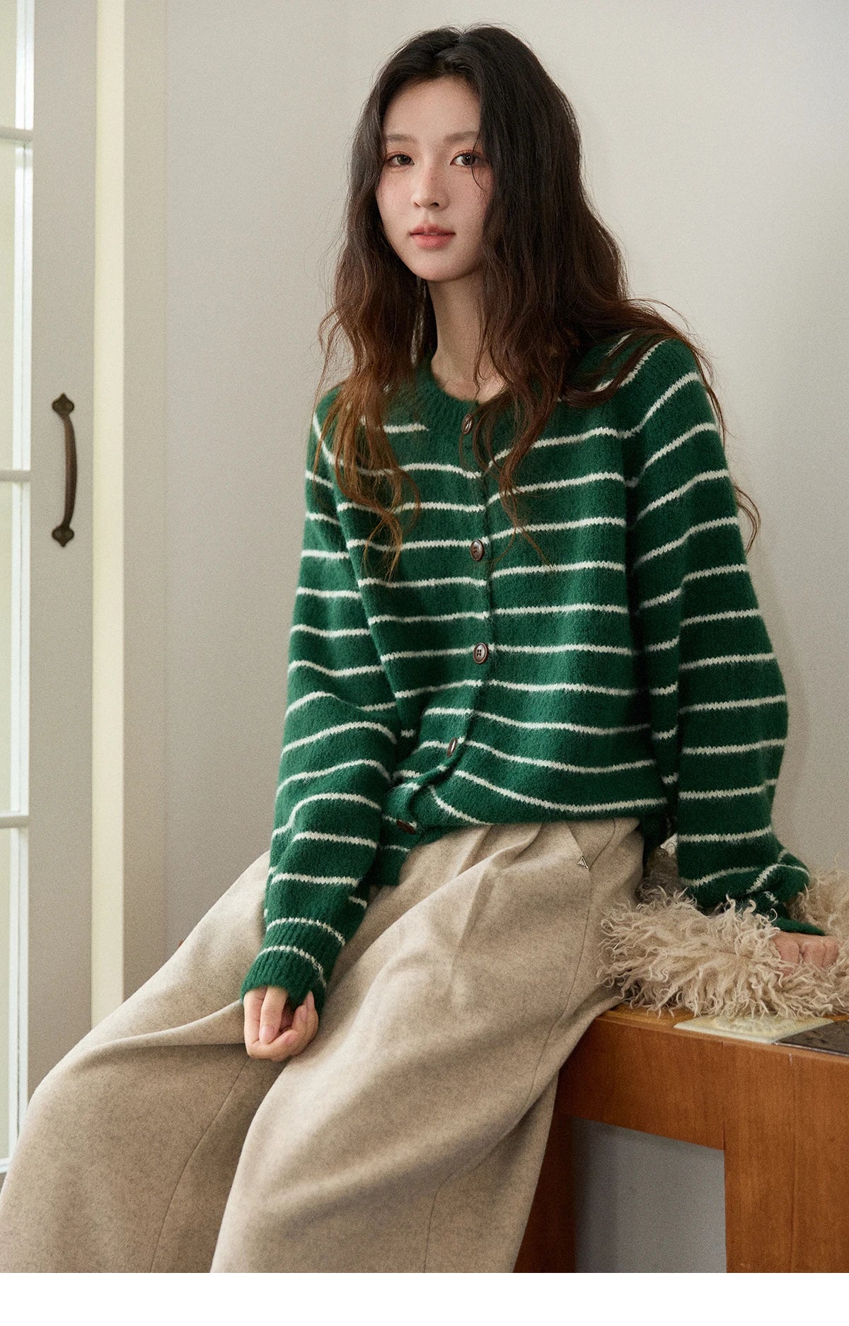 MISHOW Green Striped Cardigans for Woman 2025 Winter Knitted Cardigan Wool Blend Loose Retro Crew Neck Knit Sweater MXE86Z2735