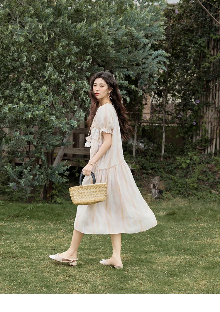 MISHOW French Summer Dress Women 2025 New V-neck Short Puff Sleeve Hollow Gradient Dresses Female Fashion Slimming MXE31L2166